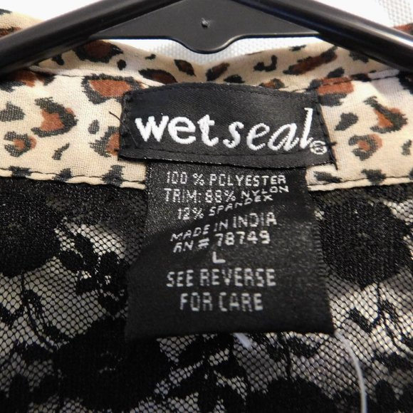 Wet Seal Animal Print Sheer Button Down Cropped Blouse - L (NWOT) - Picture 5 of 5
